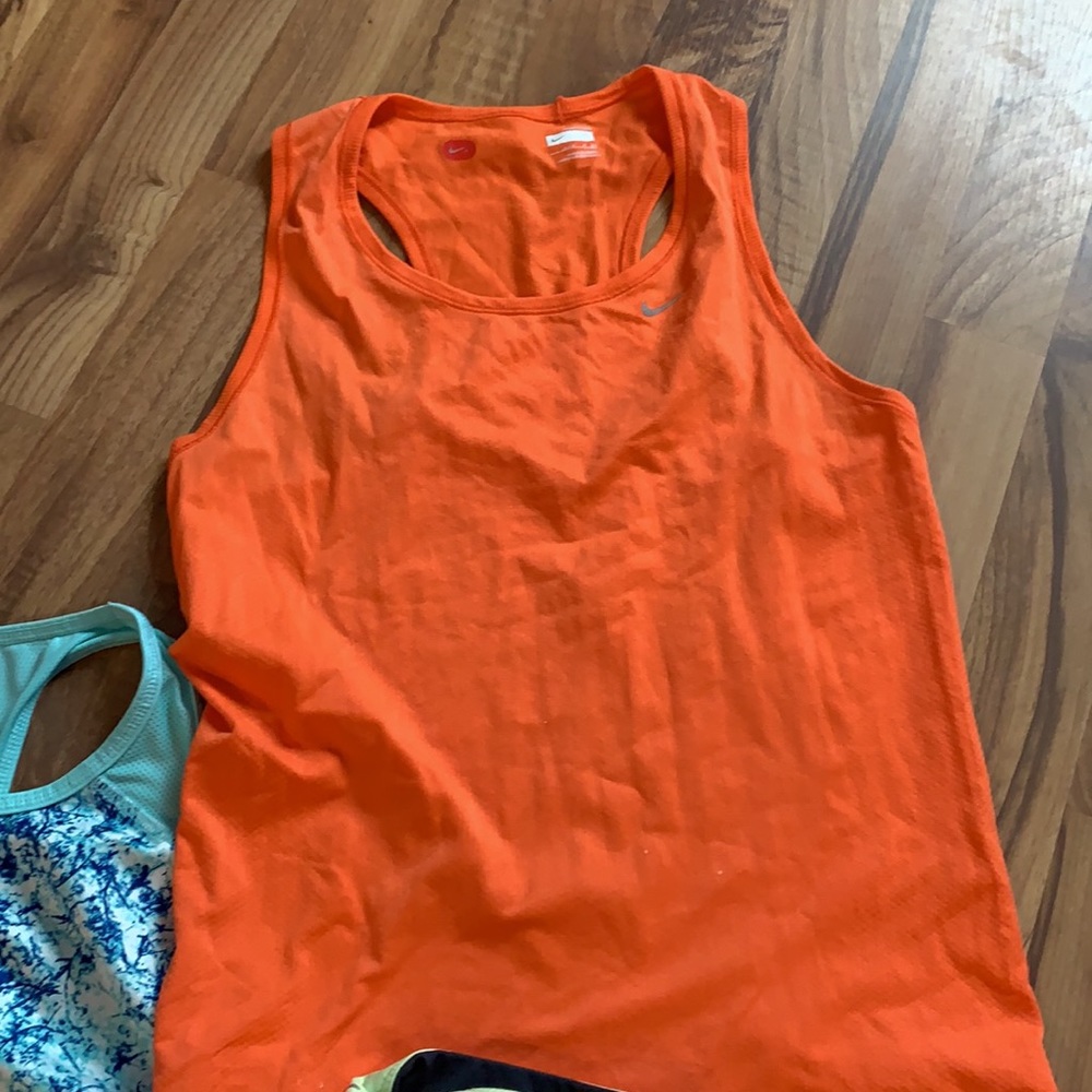 Athletic bundle - Picture 3 of 7